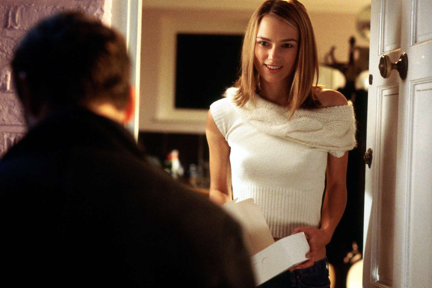 Love-Actually-20th-anniversary-111423-5-7679f9e0378d4ea0b6513060fd55139d